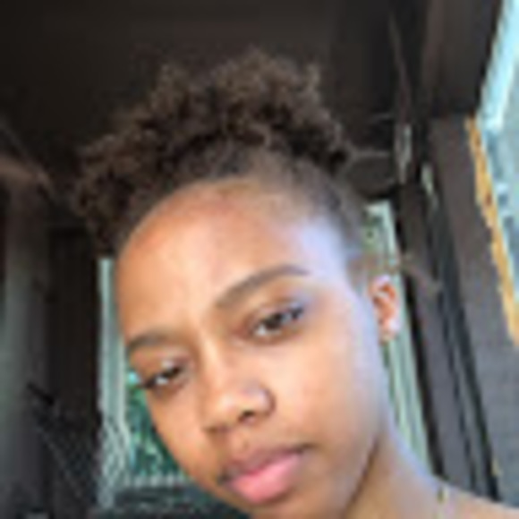 Meet your Posher, Jada - Picture 1 of 1